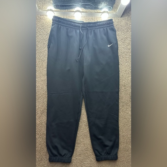 Nike Pants - Nike joggers